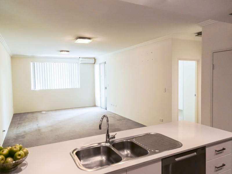 Modern oasis in convenient locale 7