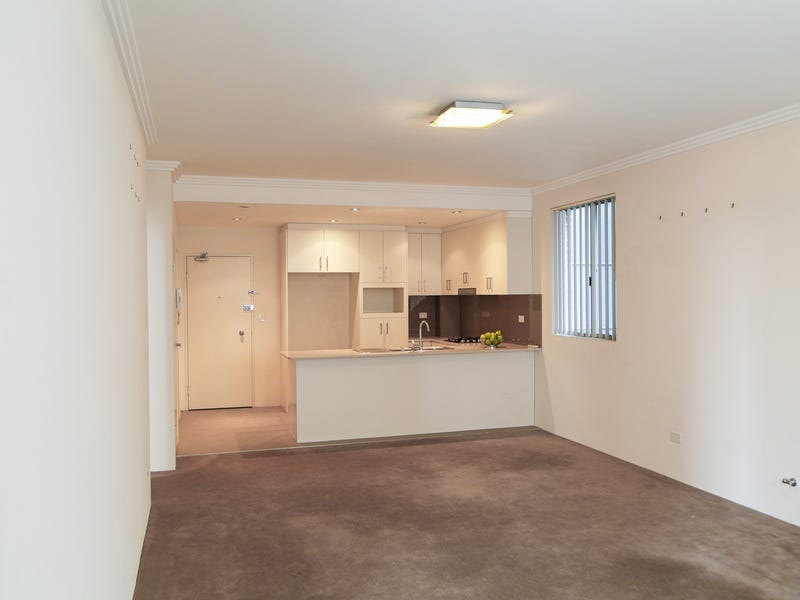 Modern oasis in convenient locale 9