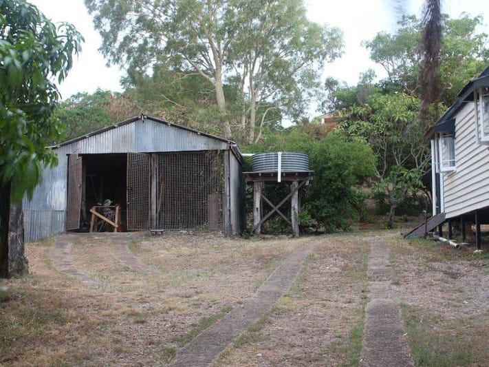 Rural setting in the middle 5