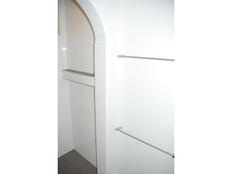 ALL NEW INTERIOR, BEAUTIFULLY RENOVATED 13