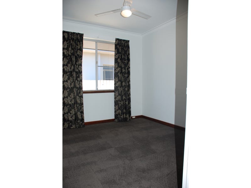 ALL NEW INTERIOR, BEAUTIFULLY RENOVATED 14