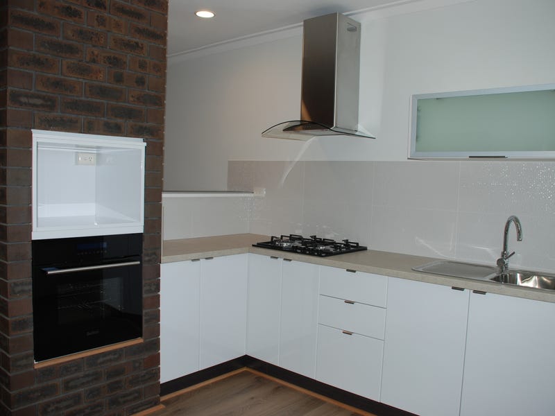 ALL NEW INTERIOR, BEAUTIFULLY RENOVATED 19