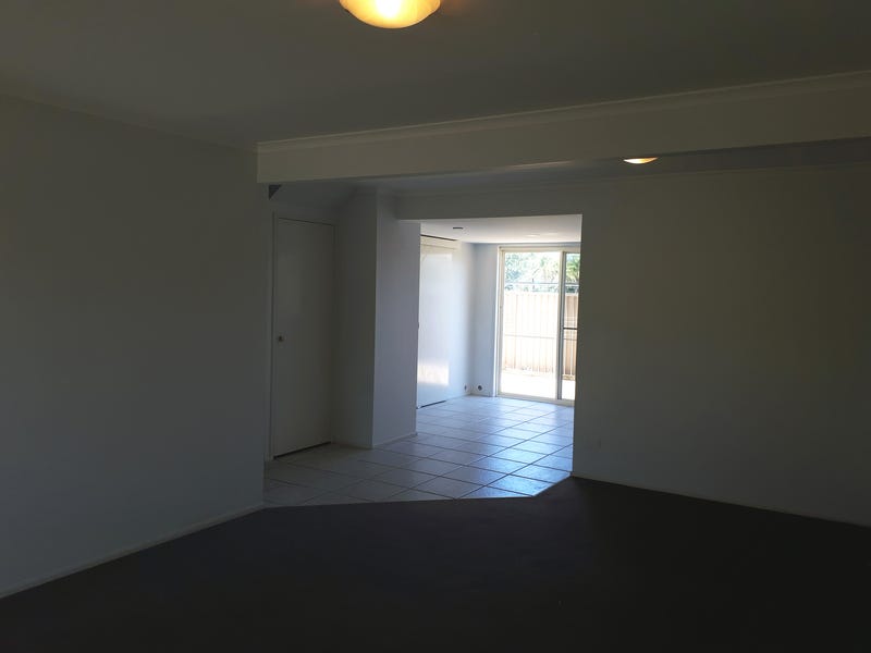 SPACIOUS 3 BEDROOM TOWN HOUSE 3