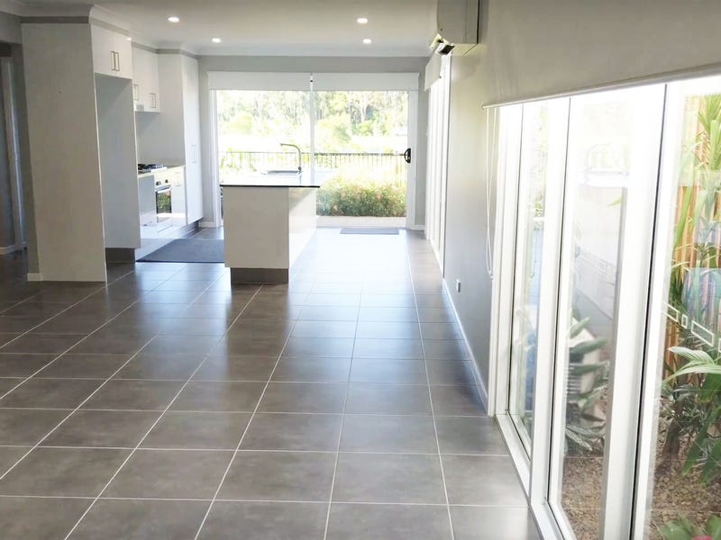 Beautiful near-new, low maintenance home 10