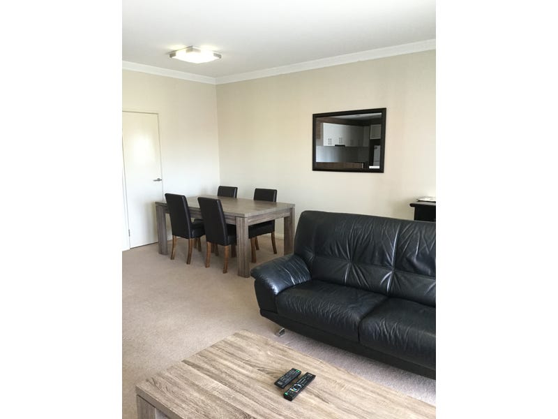 Two bedroom furnished apartment for 9