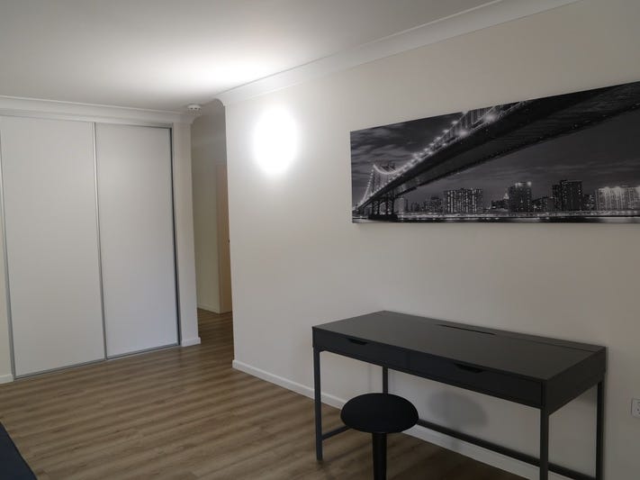 Newly renovated, fully furnished unit 4