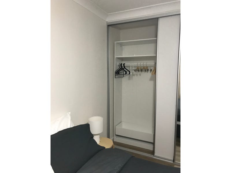 Newly renovated, fully furnished unit 12
