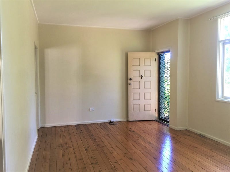 *** LEASED *** 4