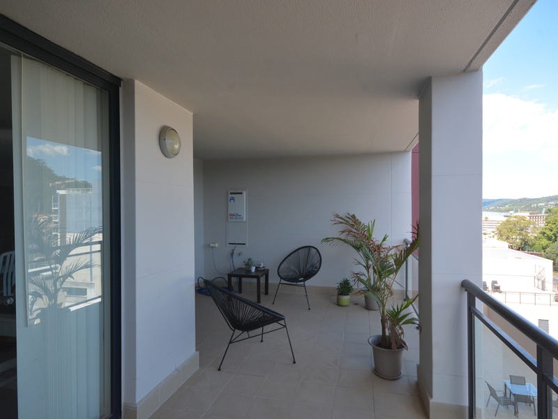 Large Modern 2 BR Apartment 7