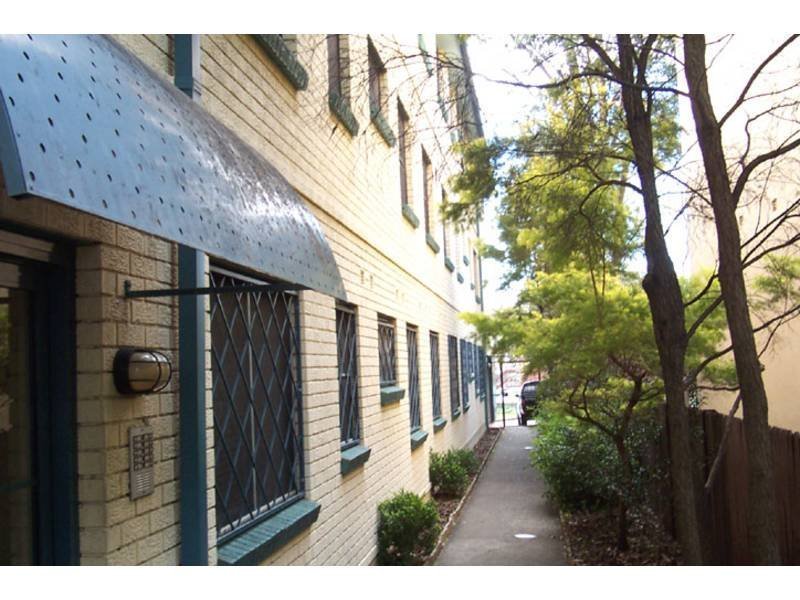 16/183 Bridge Road GLEBE 11