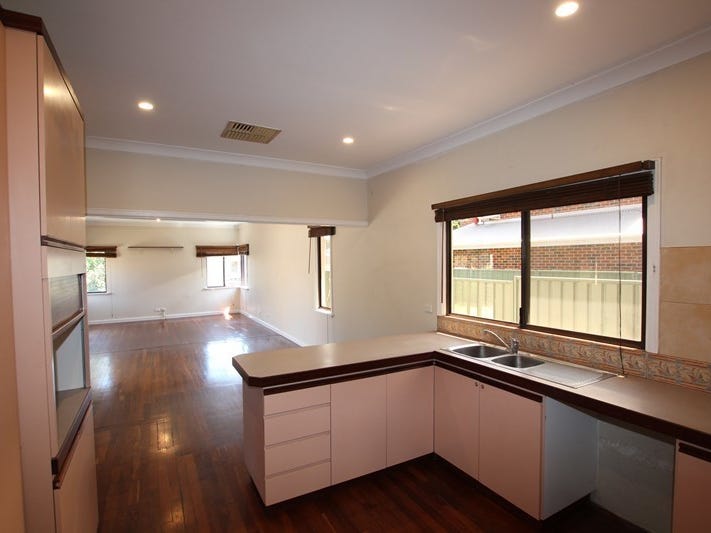 Spacious living close to the 2