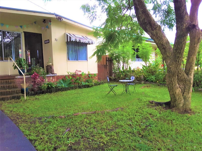 *** LEASED *** Cosy 2 bedroom, plus Study with Large Fenced Yard