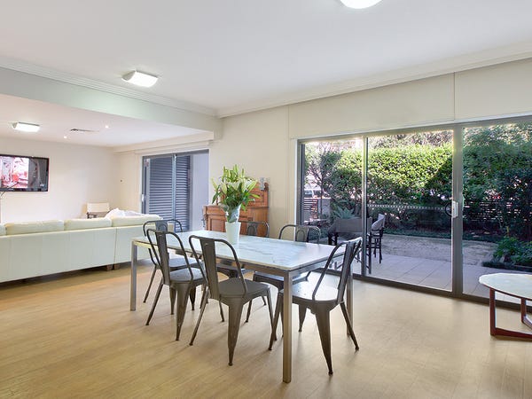 Extremely Spacious Garden Apartment 2