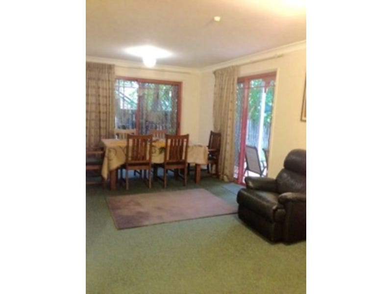 CORINDA FULLY FURNISHED TOWNHOUSE 5