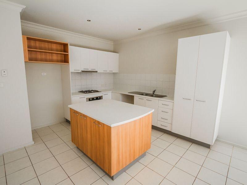 Modern Town house in quiet 3