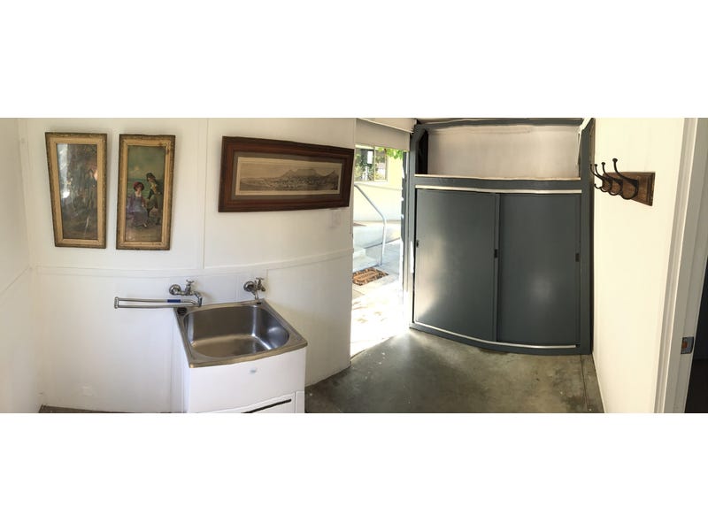 Character Glandore Cottage 15