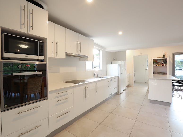 Large Home in Tarragindi – 3