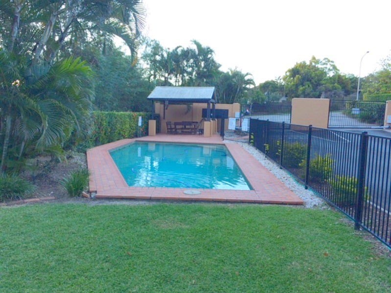Spacious Townhouse 5