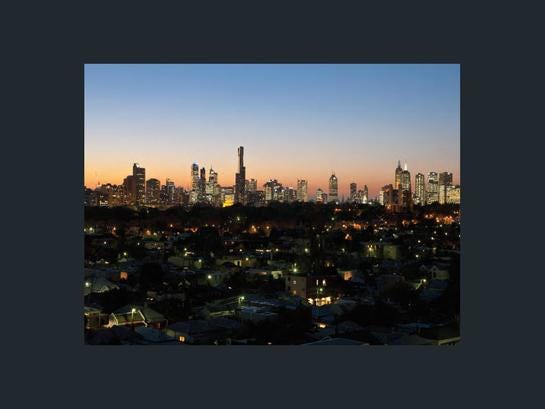 STUNNING CITY VIEWS WITH A 9