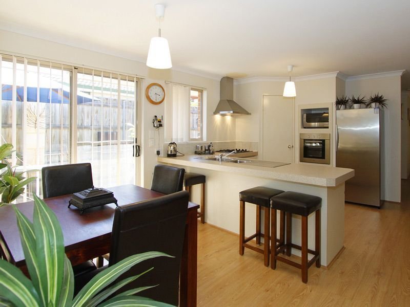 Mindarie Cottage Close to Schools & Amenities