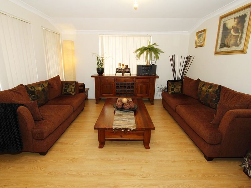 Mindarie Cottage Close to Schools 3