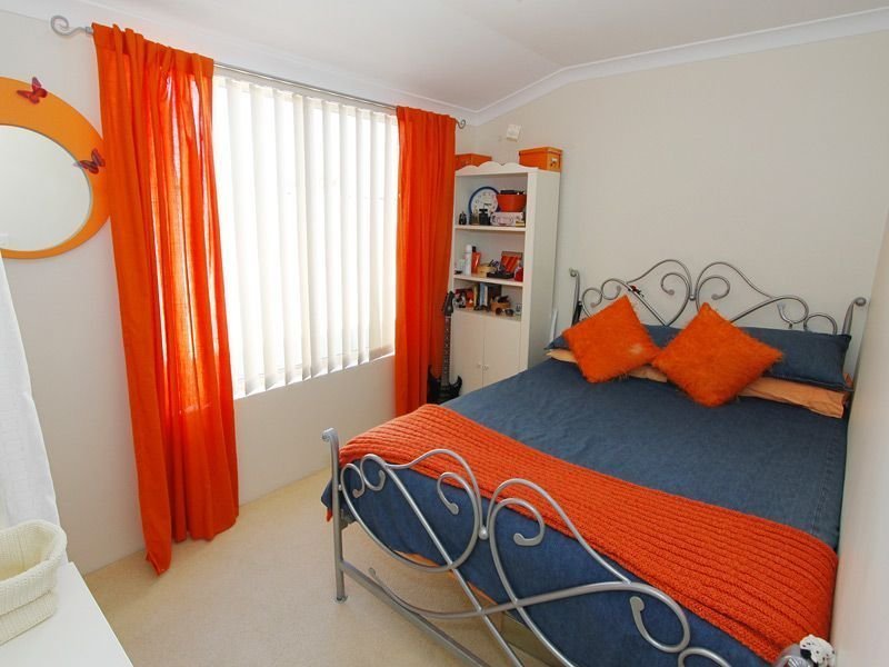 Mindarie Cottage Close to Schools 4
