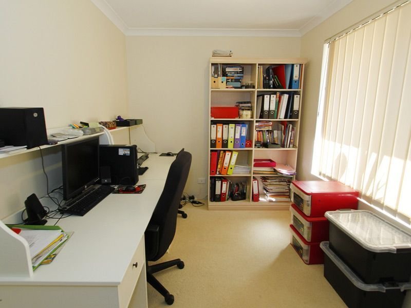 Mindarie Cottage Close to Schools 7