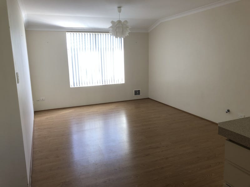 Mindarie Cottage Close to Schools 10