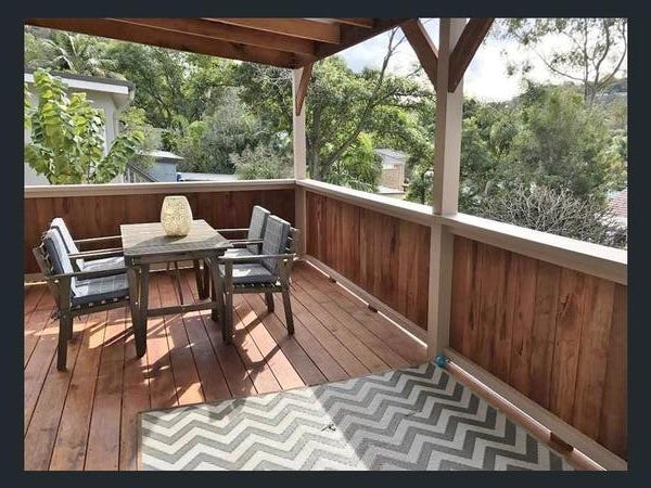 3 bedroom, upper level duplex, 11