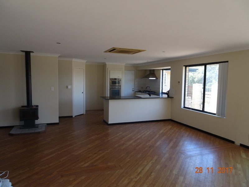 ULTIMATE BEACHSIDE LIVING. 150 METRES 5