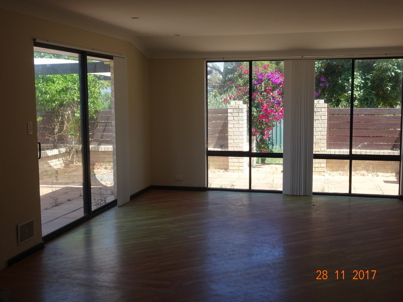 ULTIMATE BEACHSIDE LIVING. 150 METRES 7