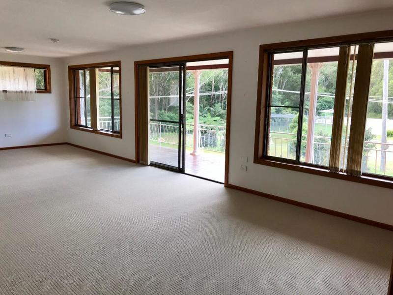 Newly renovated house with secure 13