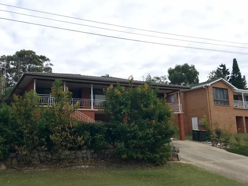 Newly renovated house with secure 17