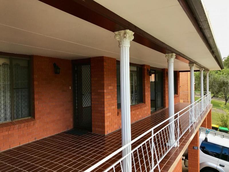 Newly renovated house with secure 18