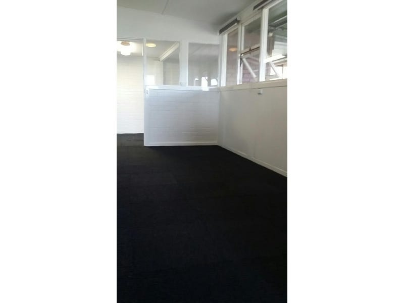 House for rent in Blair 10