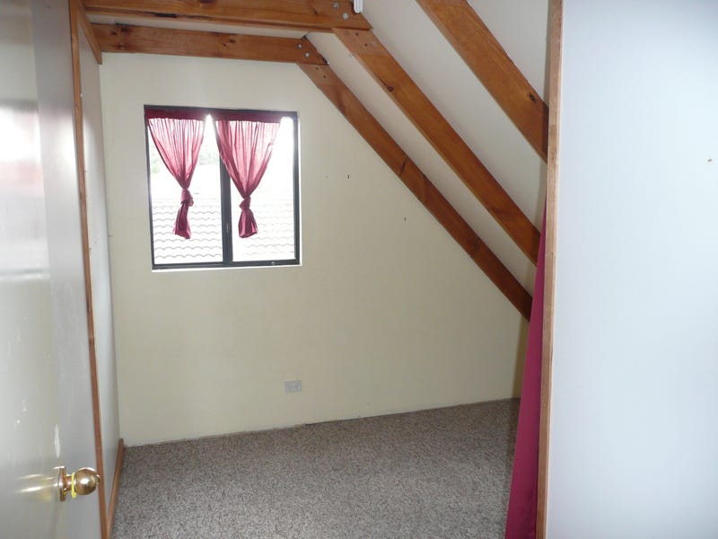Rental has now been singed 11
