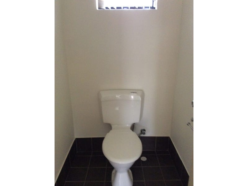 Front Duplex 22