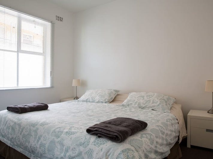 3BD APPARTMENT  1BR, FULLY 6