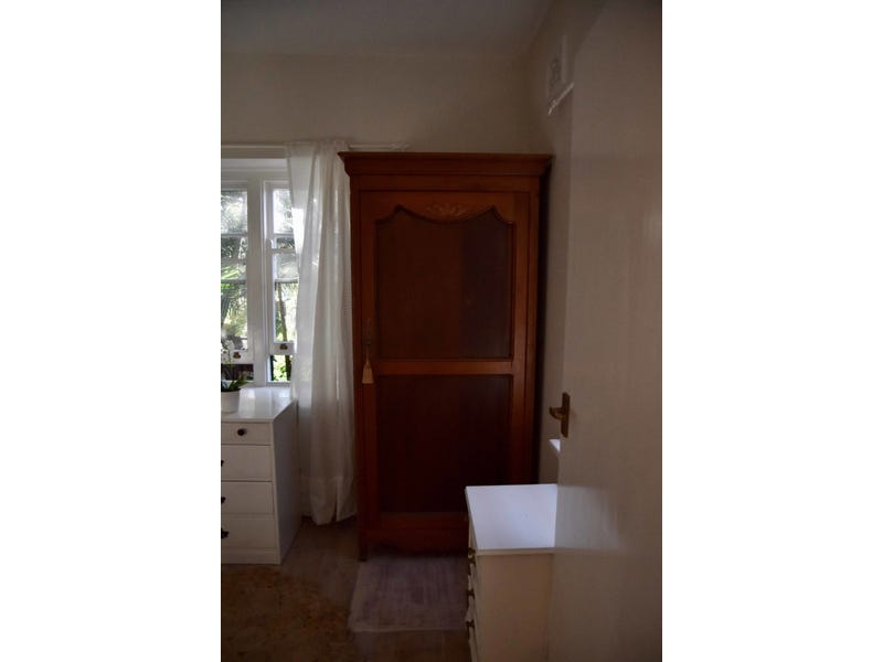 Bright spacious renovated 2 bedroom 10