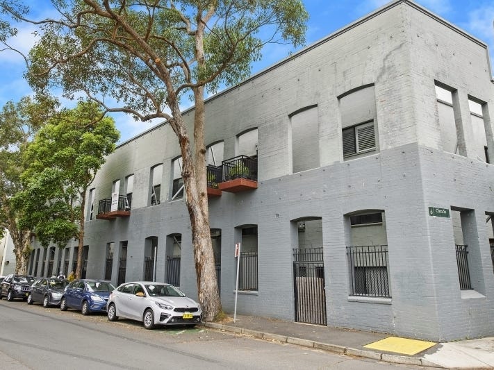** LEASED ** 7