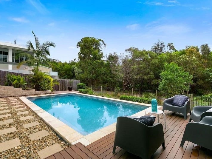 5 Bedroom Deluxe With A Pool