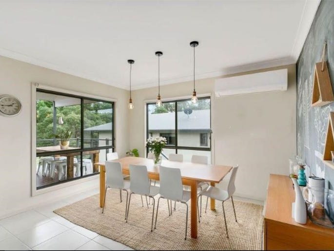 5 Bedroom Deluxe With A 8