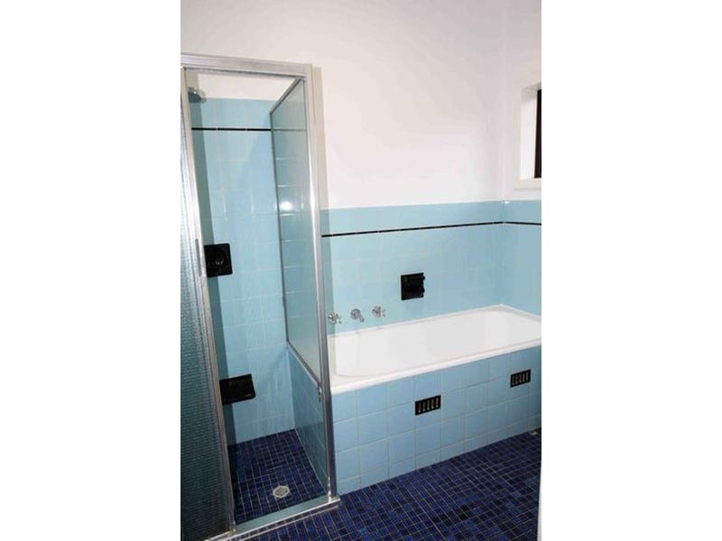 NEWLY RENOVATED WARM SUNNY HOME 6