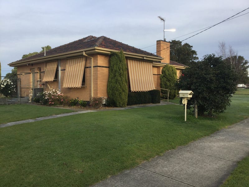 LEASED. Tradie or work from 5