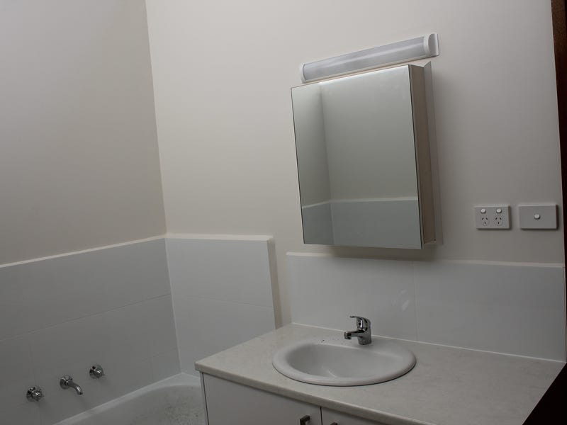 Lower Plenty 2 Bedroom Unit 6