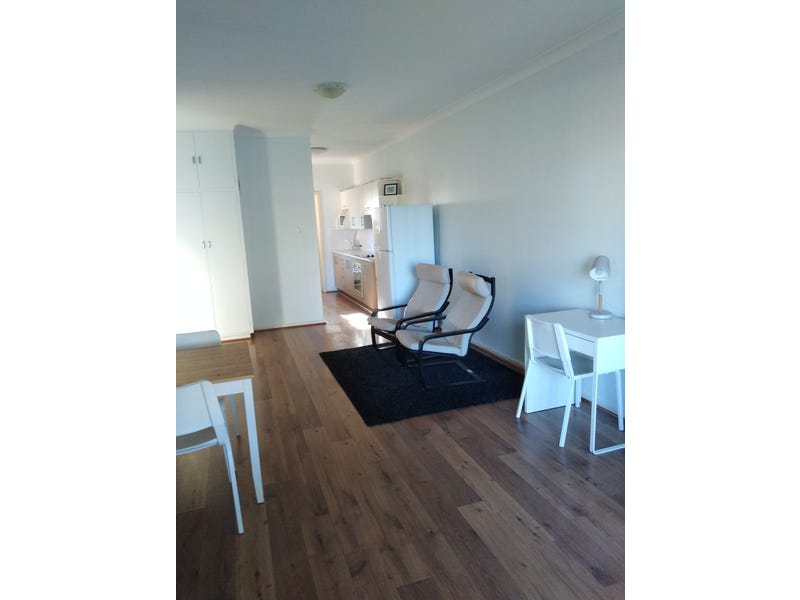 Beachside living 2 BR Unit 4