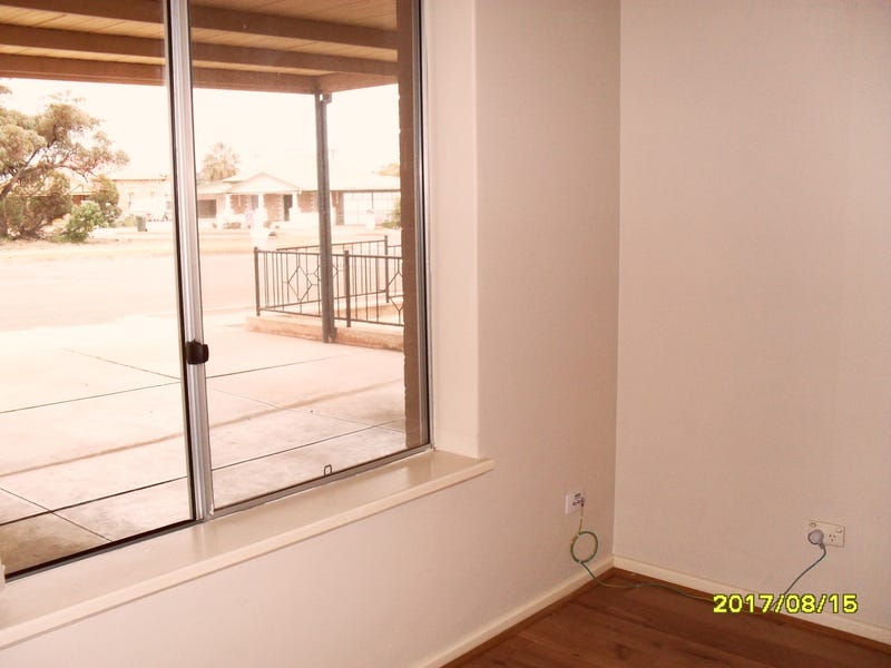 Beachside living 2 BR Unit 10