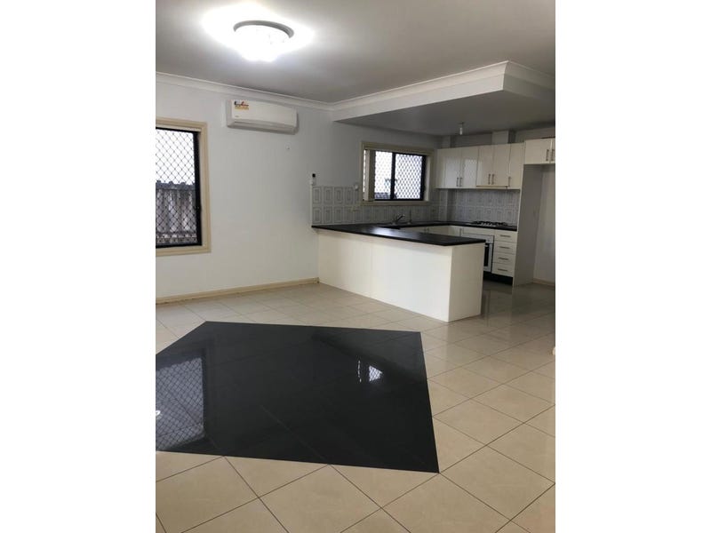 3bedroom Kellyville Ridge 4