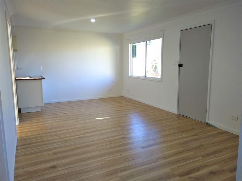 *** LEASED (no longer available) 4