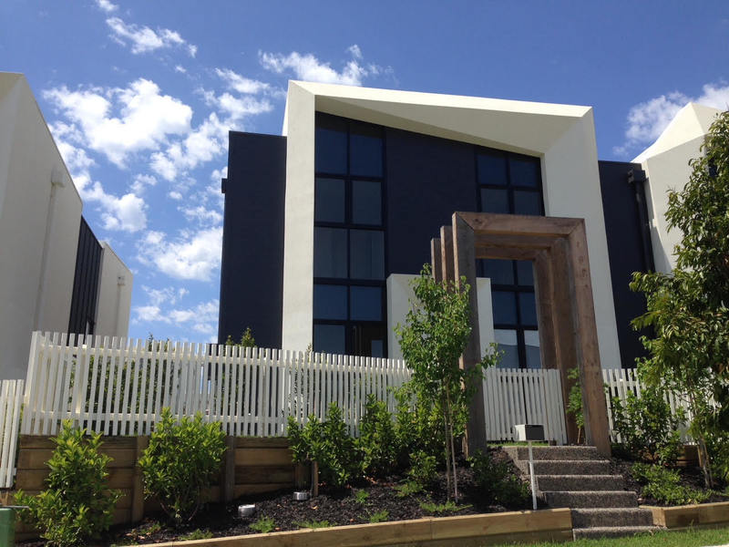 Ultra Modern 4 Bedroom Home